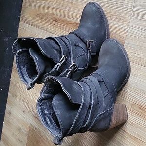Steve Madden black short boots